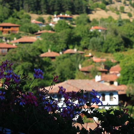 Стаи За Гости Тодорови Zheravna Exterior photo